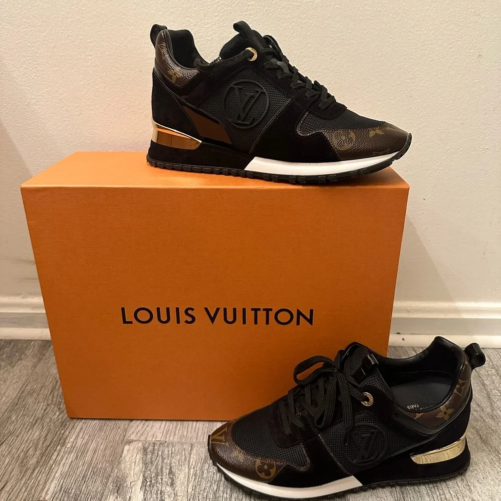 LOUIS VUITTON black suede MONOGRAM RUN AWAY Sneakers Shoes - Picture 4 of 6